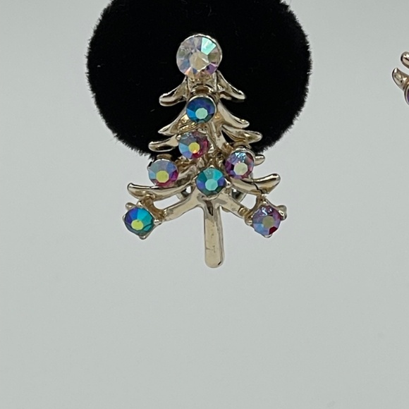 VTG Set Christmas Tree Brooch and Clip on Earrings Silver tone Multi Rhinestone - Picture 7 of 9